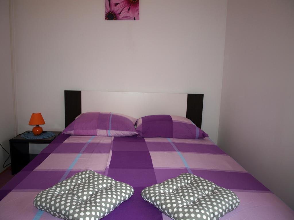 Luna Apartment