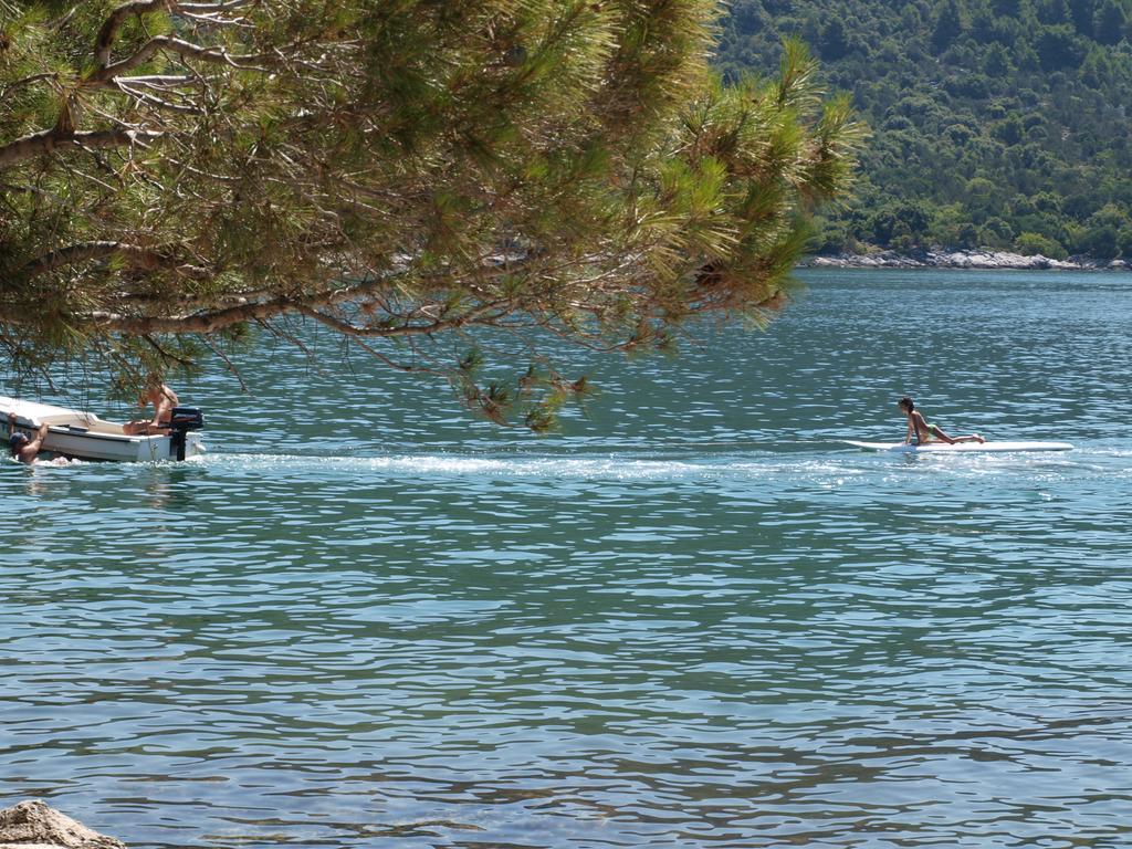 Luna * Ploce (Dubrovnik-Neretva)